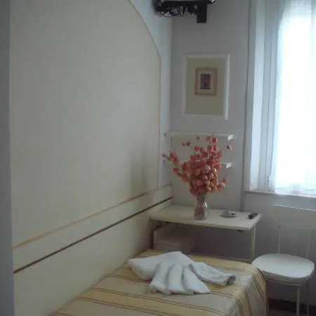 Arcade Hotel 3*