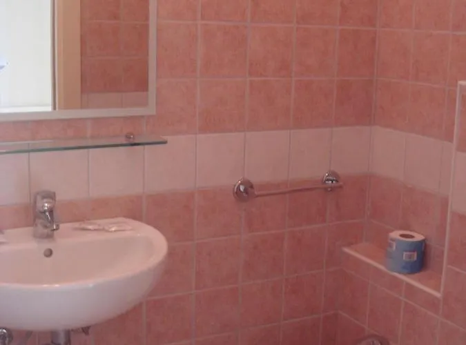 Отель Arcade Римини